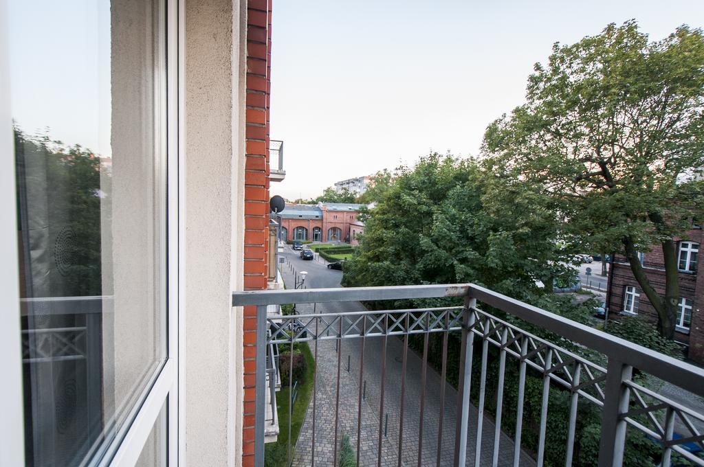 Апартаменты Apartament Przy City Parku Познань Экстерьер фото